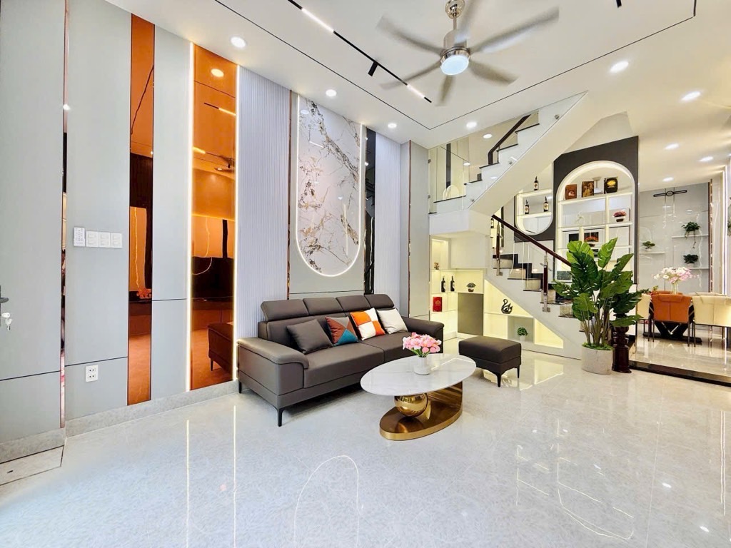 Nhà trung tâm Gò Vấp