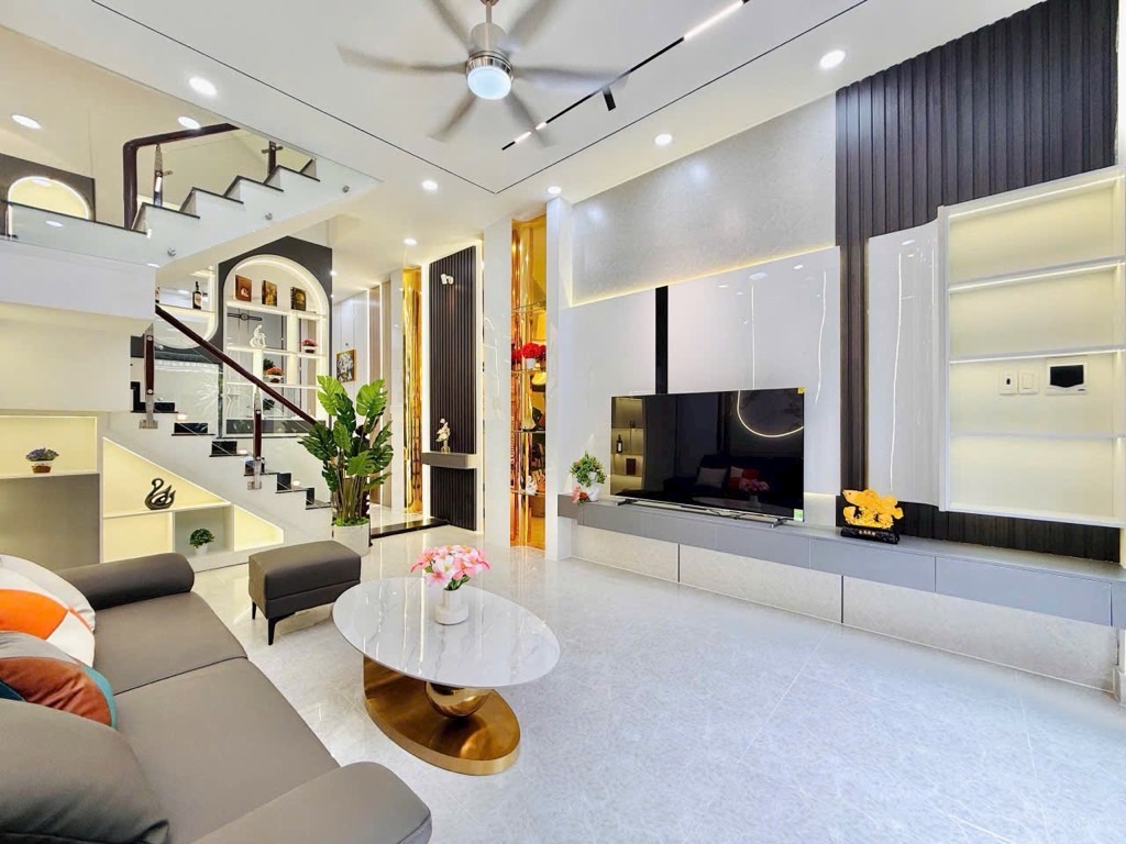 Nhà trung tâm Gò Vấp