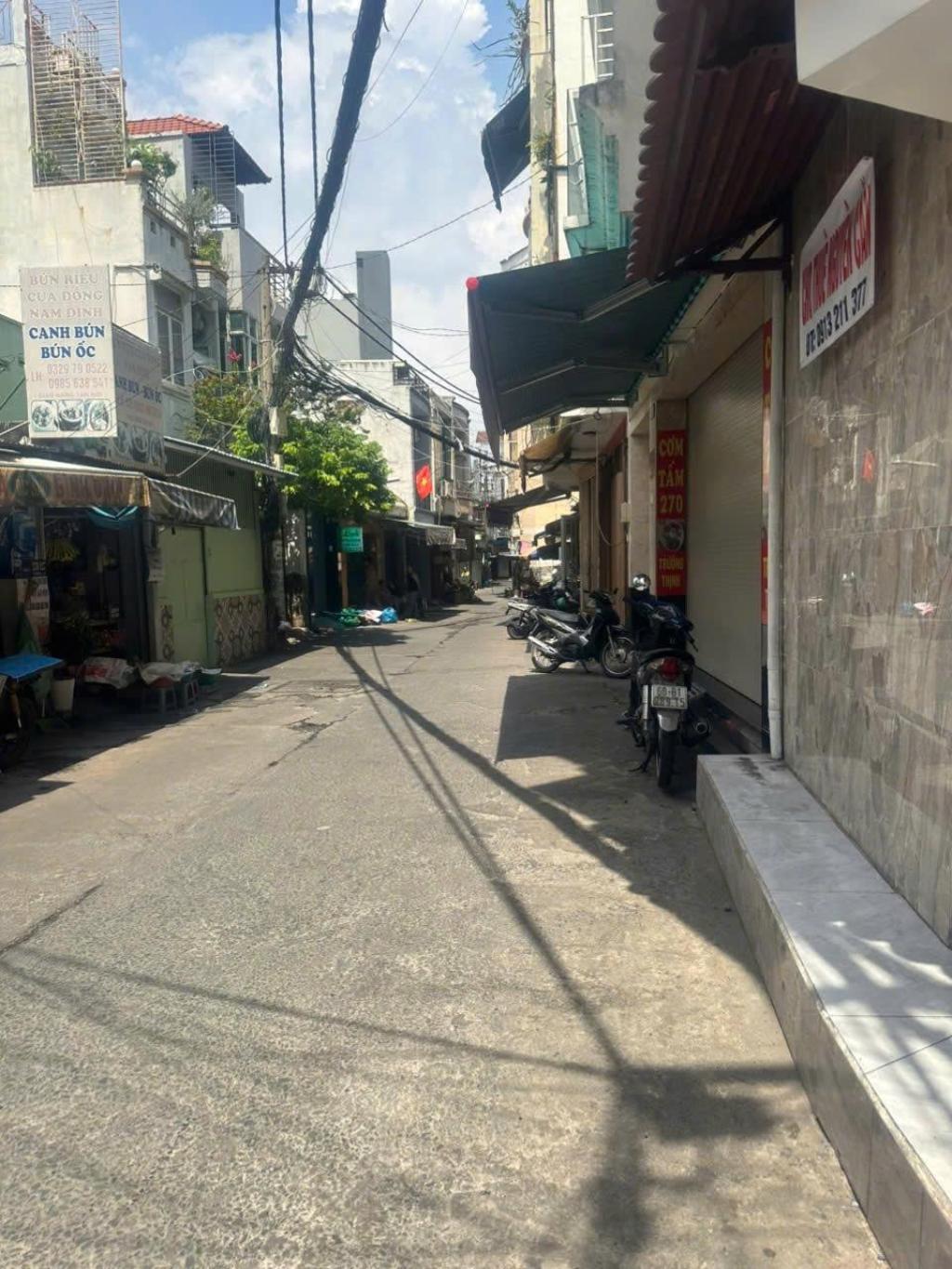 PHÚ NHUẬN - HẺM XE HƠI, THÔNG PHAN XÍCH LONG, ĐƯỜNG HOA