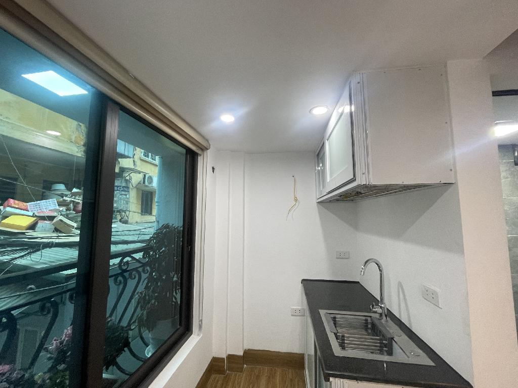 Giá chỉ 2.2 tỷ - Nhà mặt ngõ ô tô, kinh doanh đỉnh – Cách phố chỉ 25m