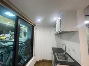 Giá chỉ 2.2 tỷ - Nhà mặt ngõ ô tô, kinh doanh đỉnh – Cách phố chỉ 25m