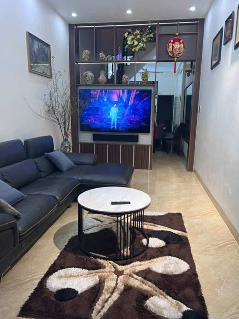DỊCH VỌNG CẦU GIẤY - NGÕ THẲNG - GẦN PHỐ - PHÂN KHÚC ÍT NGƯỜI BÁN