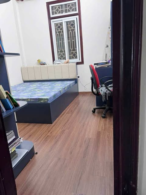DỊCH VỌNG CẦU GIẤY - NGÕ THẲNG - GẦN PHỐ - PHÂN KHÚC ÍT NGƯỜI BÁN