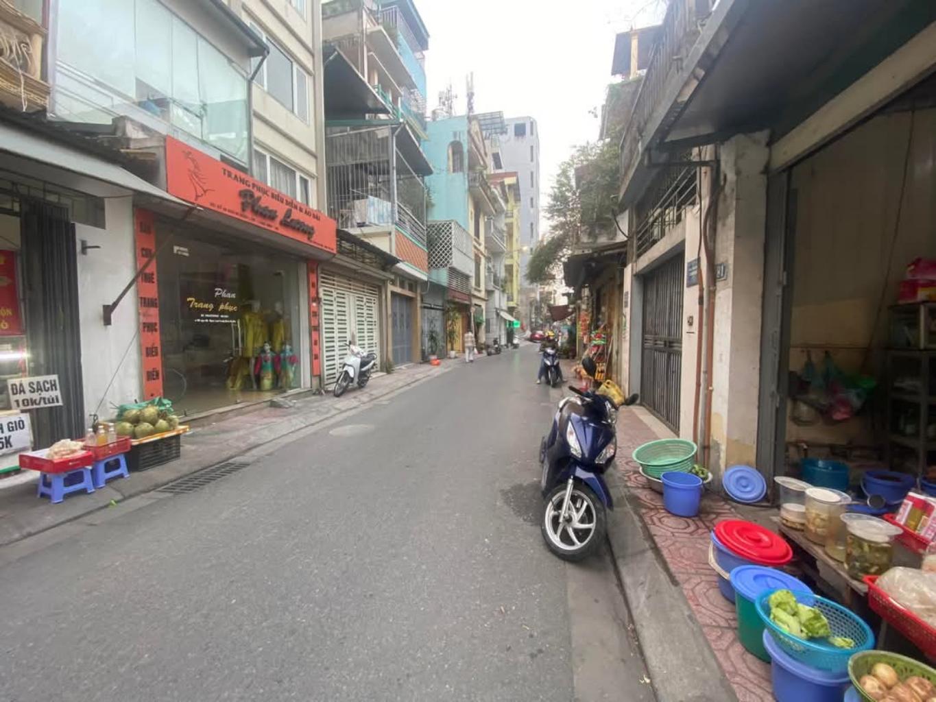 Long Biên Ngọc Lâm, nhà 2 tầng ngõ 66 Ngọc Lâm