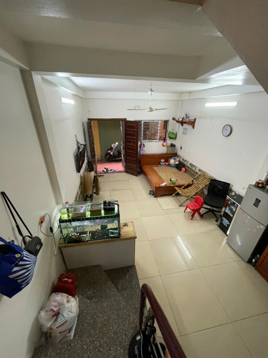 Trung tâm Thạch Bàn Cổ Linh - cách ô tô 10m - gần hồ