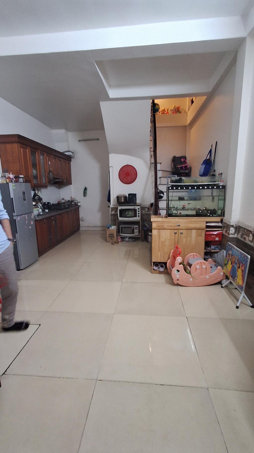 Trung tâm Thạch Bàn Cổ Linh - cách ô tô 10m - gần hồ