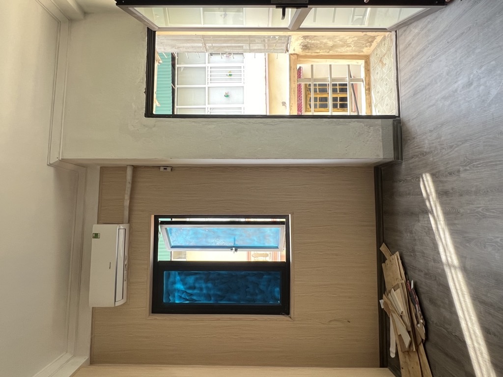 Sài Đồng đầu ngõ mặt phố ô tô đỗ cửa