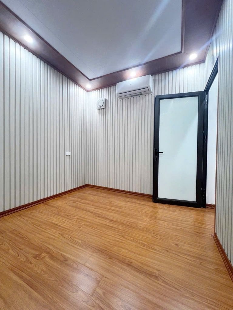 45m2 Ngọc Lâm ngõ ô tô thông, cạnh tiểu học đối diện công viên