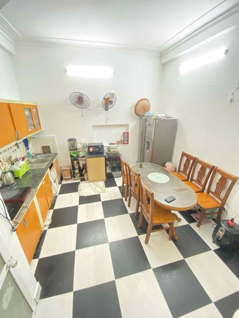 Nguyễn Gia Bồng cạnh công viên hồ điều hòa tiện ích Khai Sơn