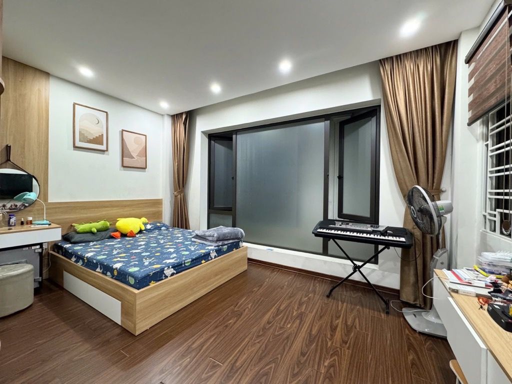 Bồ Đề lô góc ngõ ô tô thông