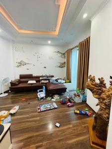 PHÂN LÔ - Ô TÔ ĐỖ CỔNG - GẦN PHỐ  - TRUNG TÂM THẠCH BÀN