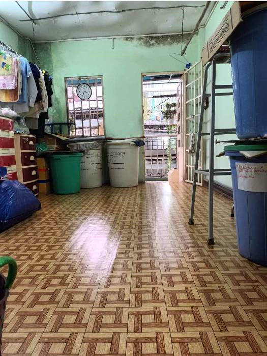 Chủ gấp! Bán nhà gần MT Lạc Long Quân-P3- Q11 34m2 chỉ 5 tỷ. 