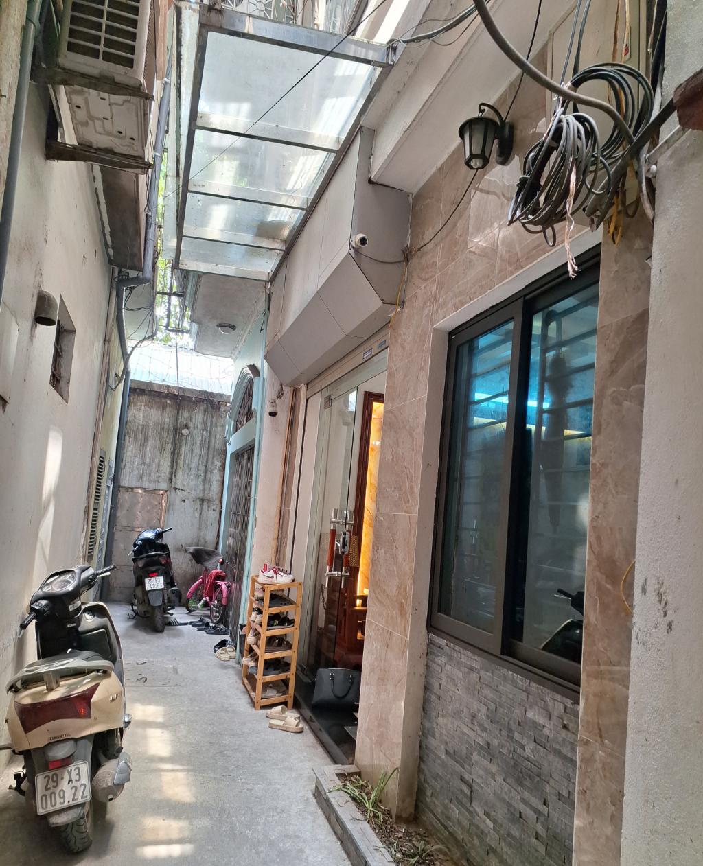 NHÀ ĐẸP TRẦN BÌNH - FULL NỘI THẤT CAO CẤP - GẦN DƯỜNG LỚN - MẶT TIỀN RỘNG