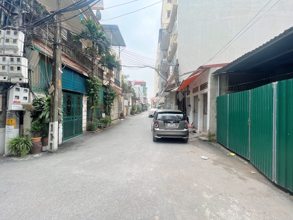 Nhà Mới Sơn Trắng - Full Nội Thất Cao Cấp - Hàng Xóm Công Chức