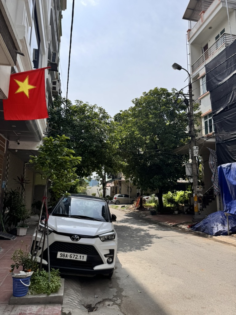 Nhà Đẹp Oto Tránh - Thoáng - Nhiều Tiện Ích Xung Quanh