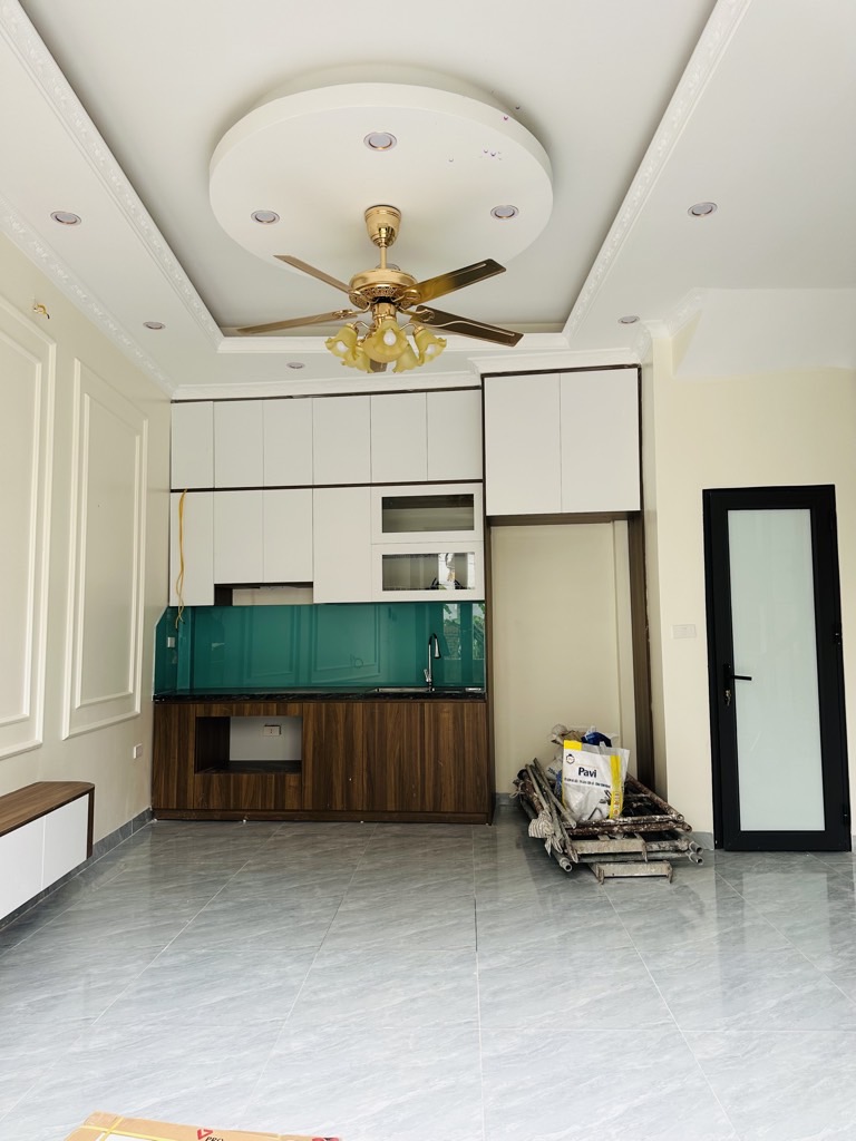 Bán Nhà Lai Xá - Oto Đỗ Cửa - Gần Nhiều Đường Chính - Nhà Thoáng