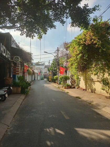 HXH, Cao Đạt, Q5, 5 tầng, 42 m2, Nhỉnh 7 tỷ