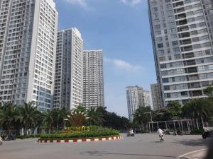 Bán nhà Lĩnh Nam Đẹp Long Lanh khu dân trí cao, gần trường vinschool, cách chợ vài bước chân 28m2 giá 5 tỷ