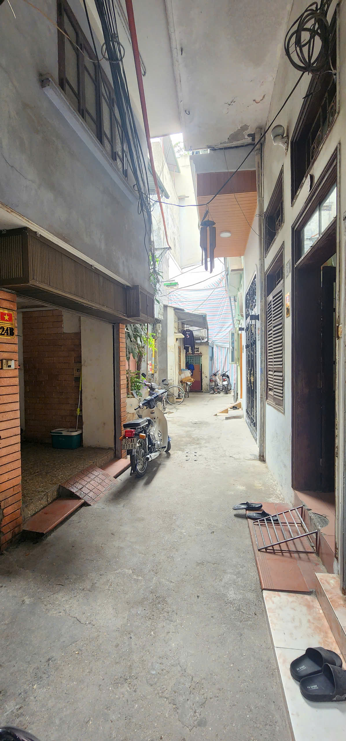 Bán nhà phố Khâm Thiên, Đống Đa. DT 22m2, mặt tiền 8m, chỉ hơn 3 Tỷ