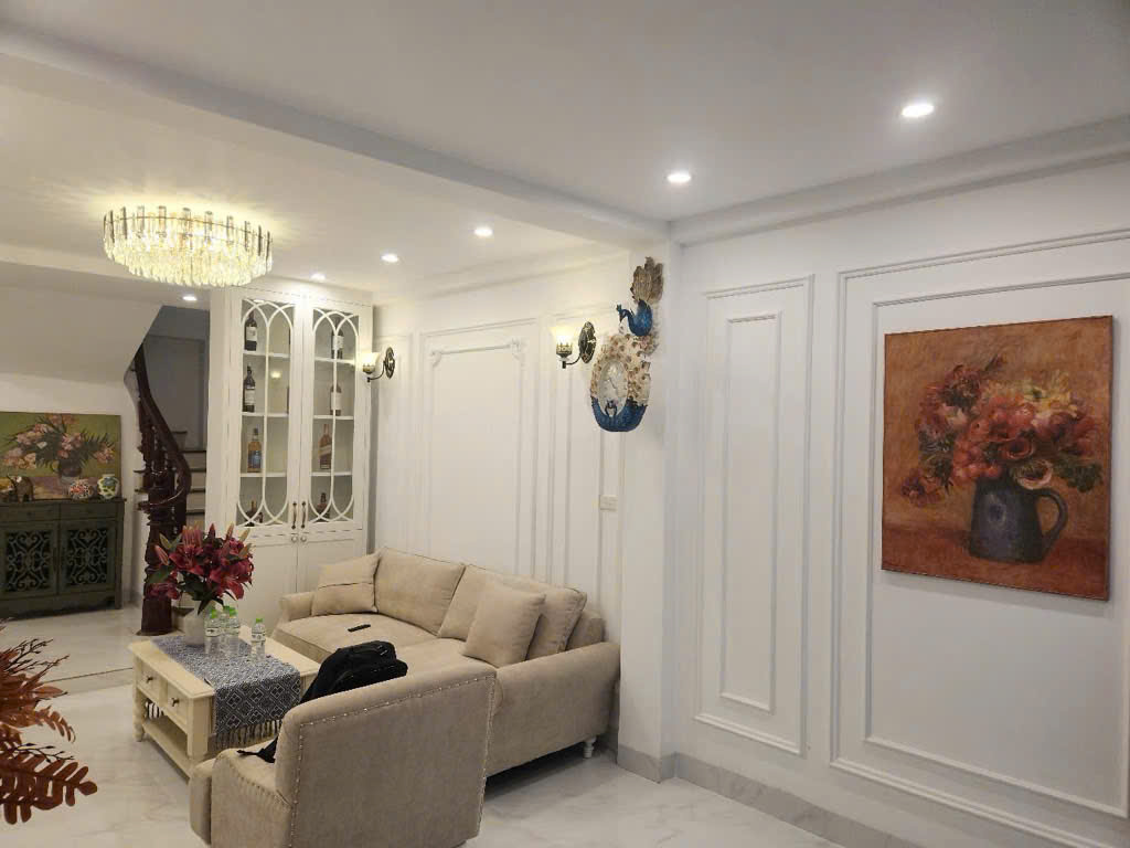 Bán gấp nhà 4 tầng mới xây ngõ oto Cầu Giấy Hà Nội
