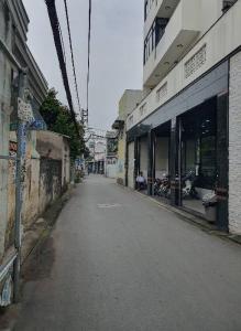 Bán nhà Bình Trị Đông A Bình Tân,diện tích 73m3, giá nhỉnh 5 tỷ , hẻm nhựa xe tải Nhà Bình Tân, 73m2, hẻm xe hơi, 6 phòng cho thuê.,