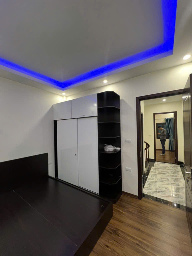 Bán nhà mới xây phố ngọa long 35m2 mặt tiền 3.8m 4 ngủ giá chỉ 6.5 tỷ
