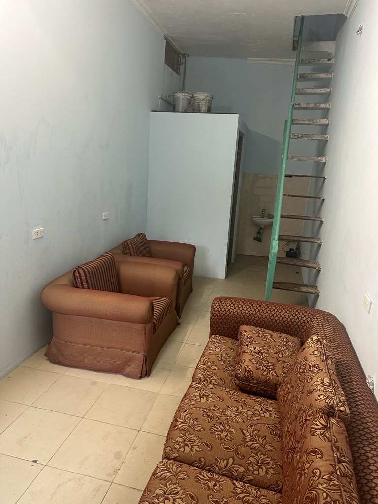 BÁN ĐẤT TẶNG NHÀ - PHỐ CỔ NGỌC LÂM - NGÕ TO NHƯ PHỐ - CHỈ HƠN 4 tỉ