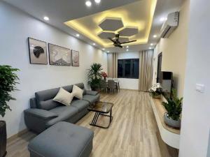 ĐÀO TẤN, PHỐ VIP, SIÊU HIẾM KINH DOANH, Ô TÔ TRÁNH, VỈA HÈ, TẶNG NỘI THẤT. 5.6 TỶ