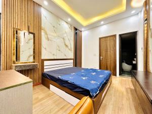 Nhà 5 tầng Kim Ngưu - cách 5 nhà ra mặt phố - kinh doanh bán hàng - 6.66 tỷ