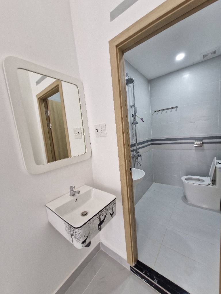 +NHÀ ĐẸP Ở NGAY CẠNH LÊ VĂN VIỆT, TĂNG NHƠN PHÚ A Q9, 97M2, NGANG 4.65M, GIÁ 5.4 TỶ