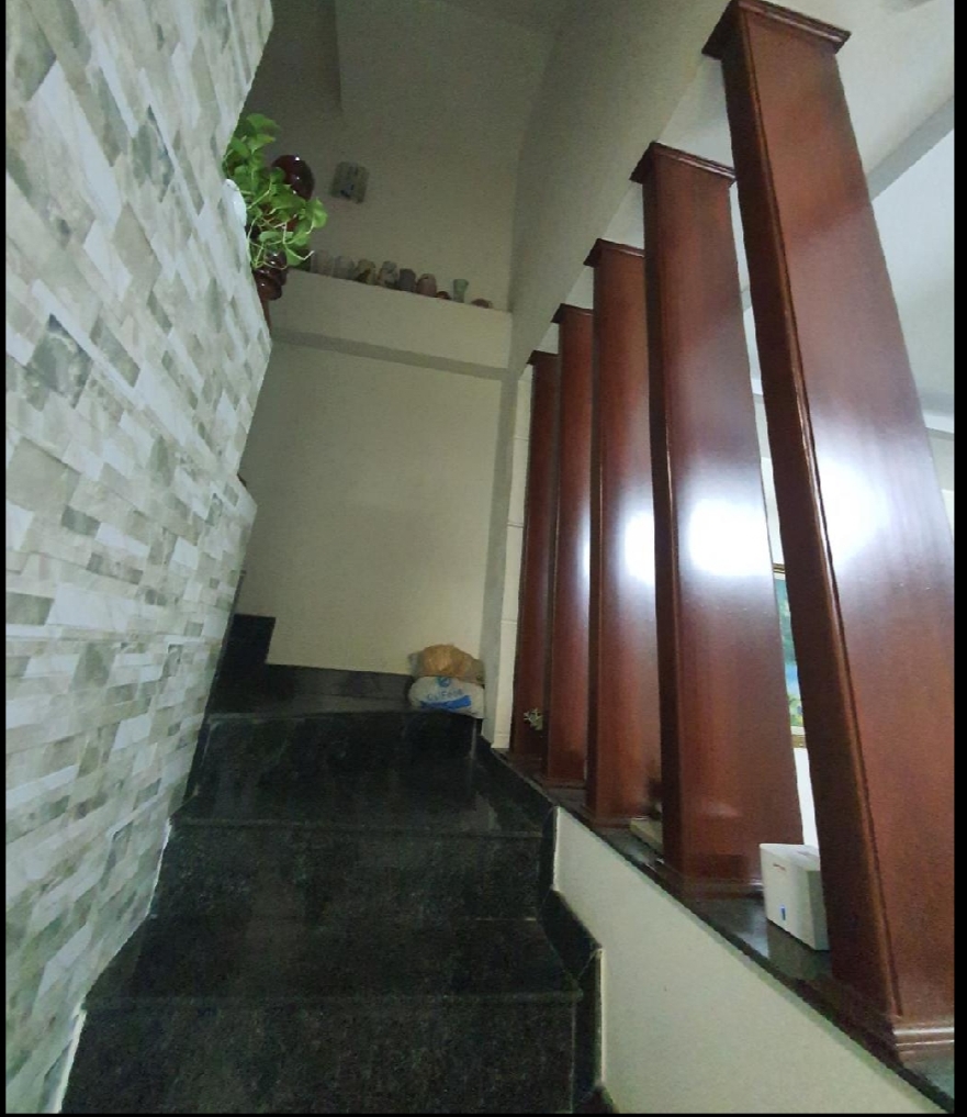 NHÀ BÁN GẦN TRUNG TÂM CHỢ DĨ AN 84m2 nhà 3 tầng kiên cố nhỉnh 4 tỷ.