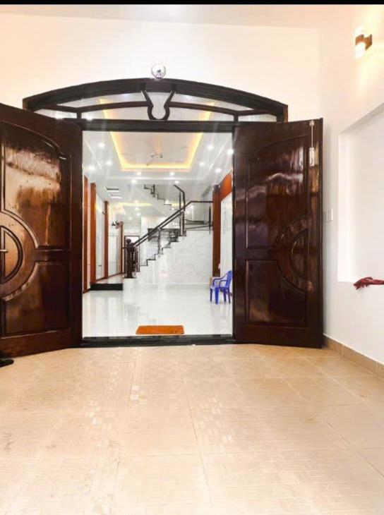 Bán Nhà Quận 7 , Hẻm 3m , 2 Tầng , 4x16 , Gần Huỳnh Tấn Phát , Giá 5,x tỷ.