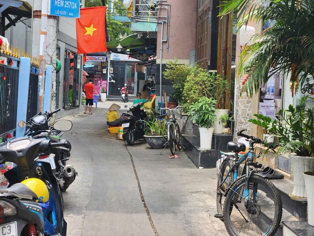 Bán CĂN HỘ DỊCH VỤ- DÒNG TIỀN 50 tr/1Tháng , 4 Tầng , 8 Phòng FULL Nội Thất ..
