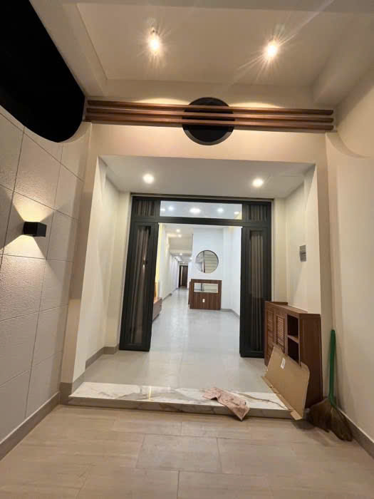 Bán Gấp Nhà Quận 7 , 83m3 , 2 Tầng , 4 Phòng Ngủ 3 WC , Giá 7.x tỷ