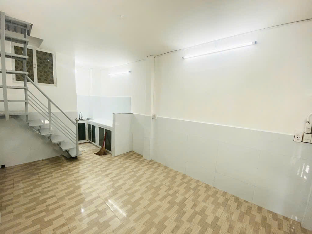Nhà Bán Quận 7 , 2 Tầng , 2PN 1WC, Gần HimLam , NHỈNH 3 TỶ
