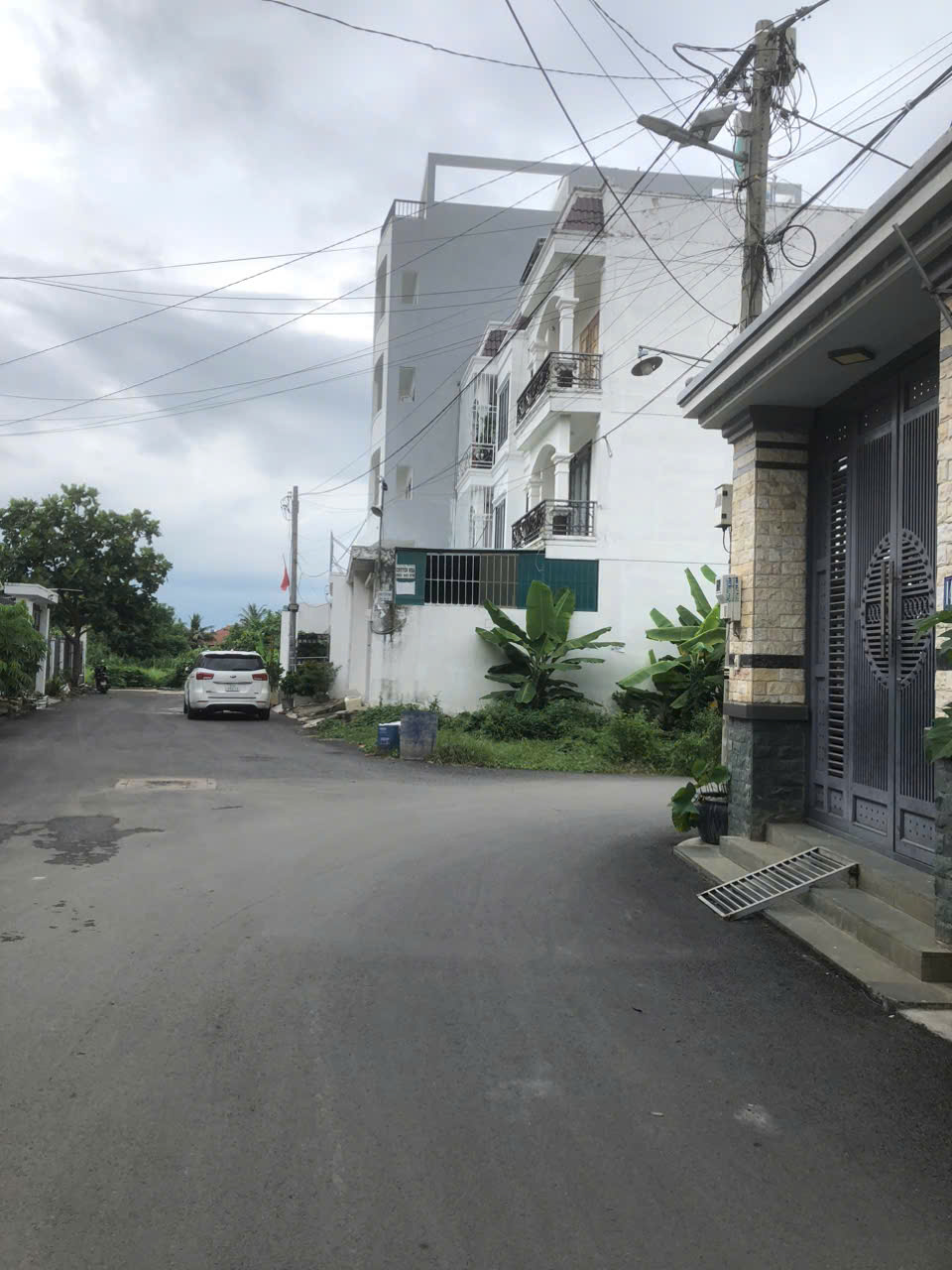 Cần bán nhà, DT (4,2 x 16,5), 4 lầu, đường 8m, gần Nguyễn Oanh, Gò Vấp, giá 6,2 tỷ.