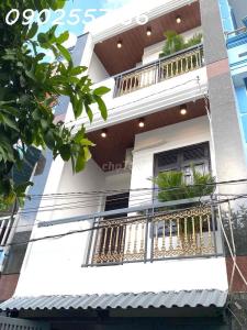 Nhà bán khu víp Phường 5, Gò Vấp, DT 4 x 16, 3 tầng, Đường 6m, Giá hơn 7 tỷ