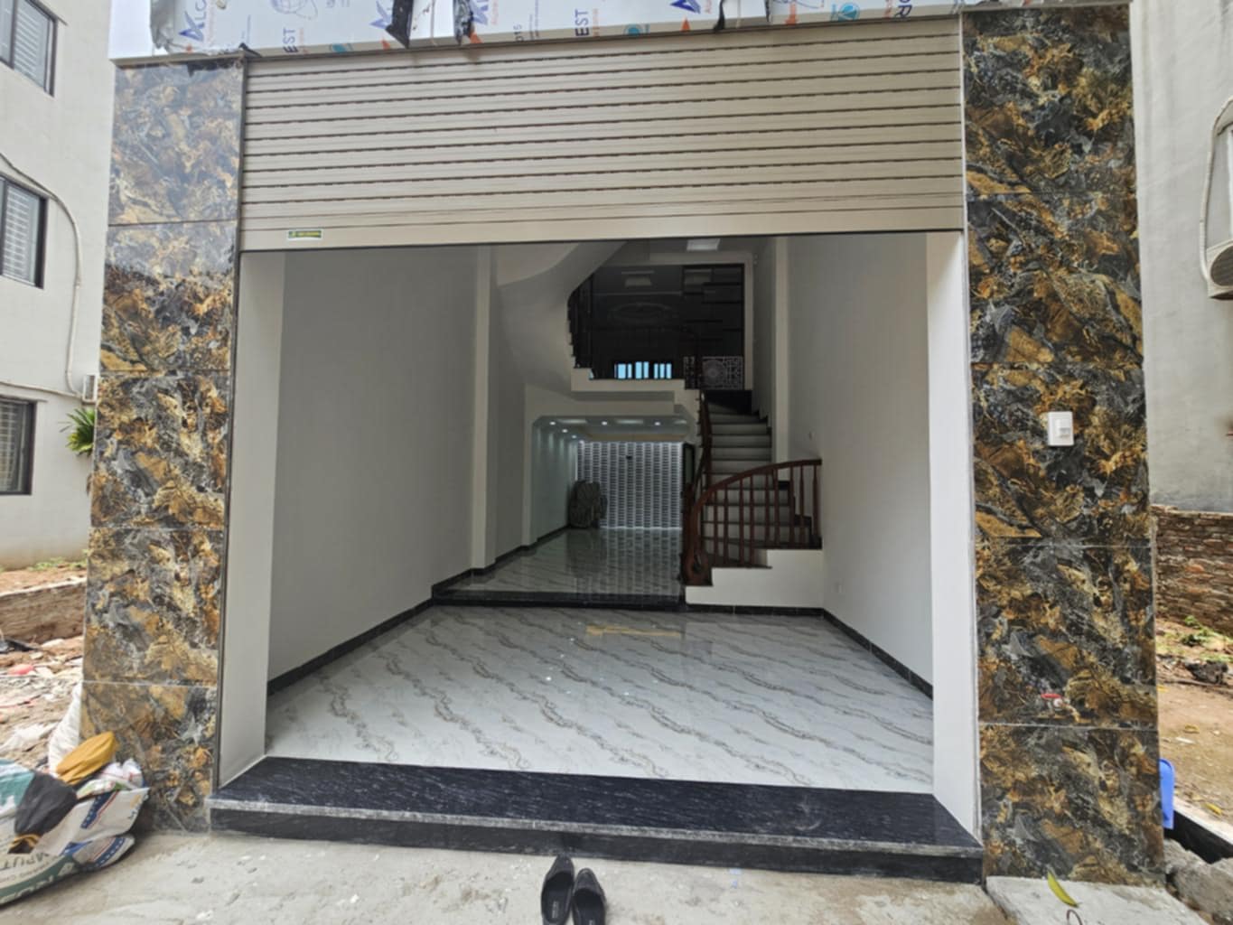 TRUNG TÂM ĐÔNG MỸ - Bán nhà mới 100% 55m² 5 tầng, 4 ngủ, Sổ đỏ, giá 6.65 tỷ