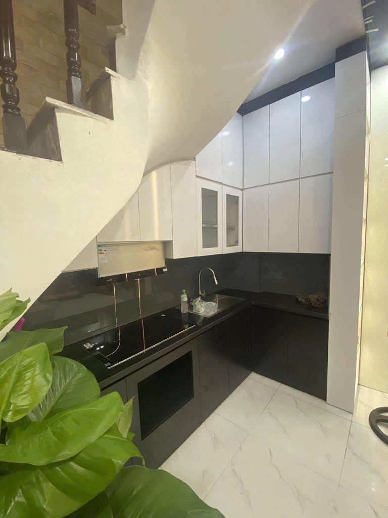 Bán nhà 169 Phố Hoàng Mai, SH tránh nhau thoải mái, 26m2, Giá Hot- nhỉnh 5,3 tỷ