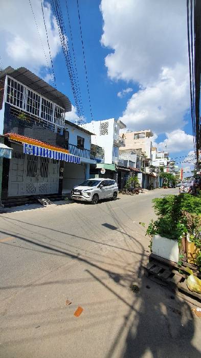 Bán nhà tân phú