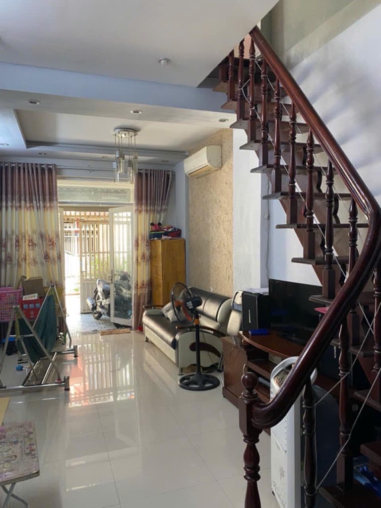 Nhà bán sơn kỳ
