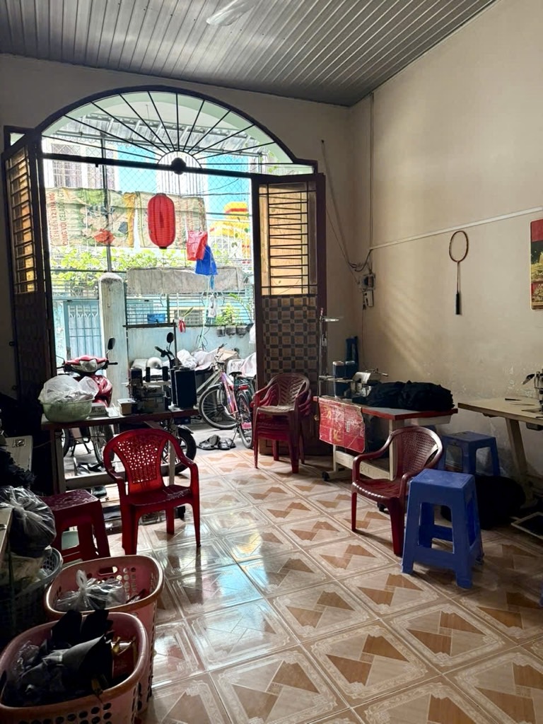 Nhà bán tân phú