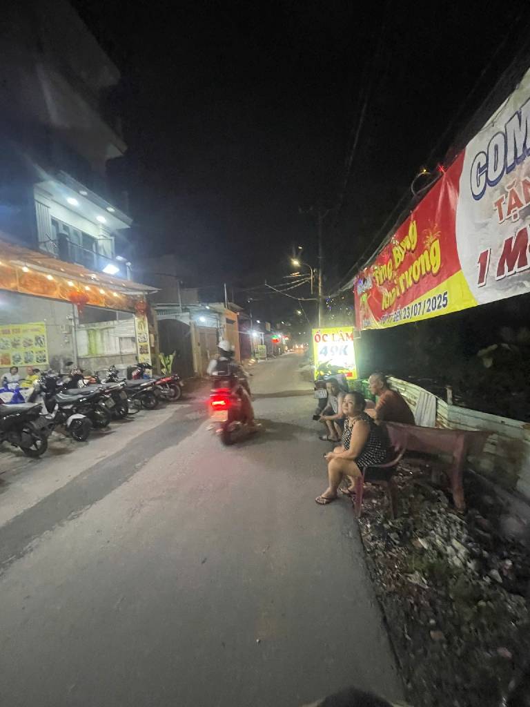 Nhà bán bình chánh