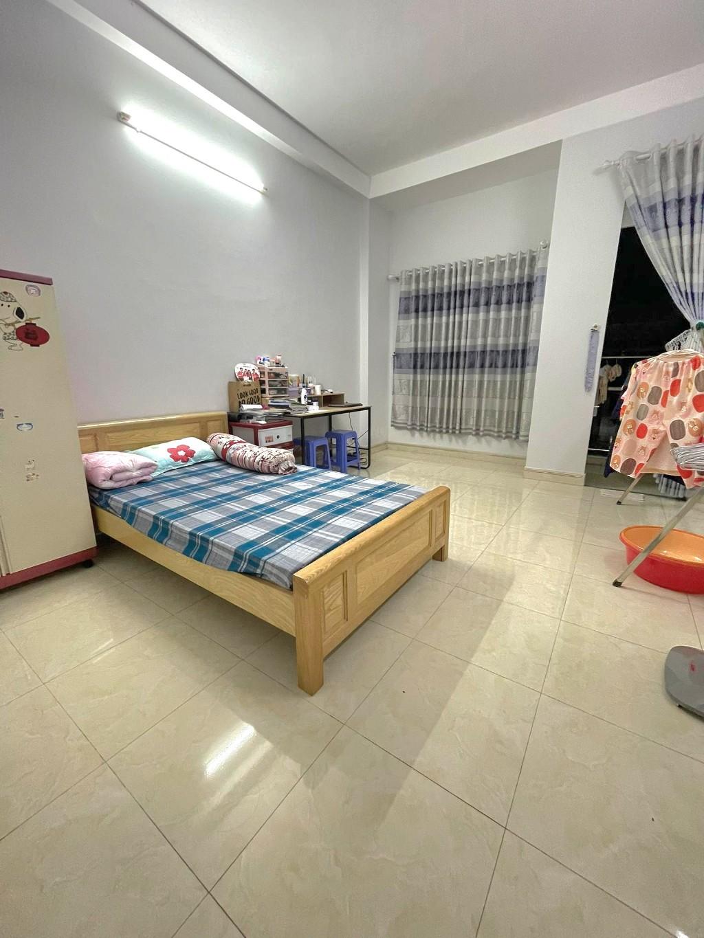 Nhà bán tỉnh lộ 10