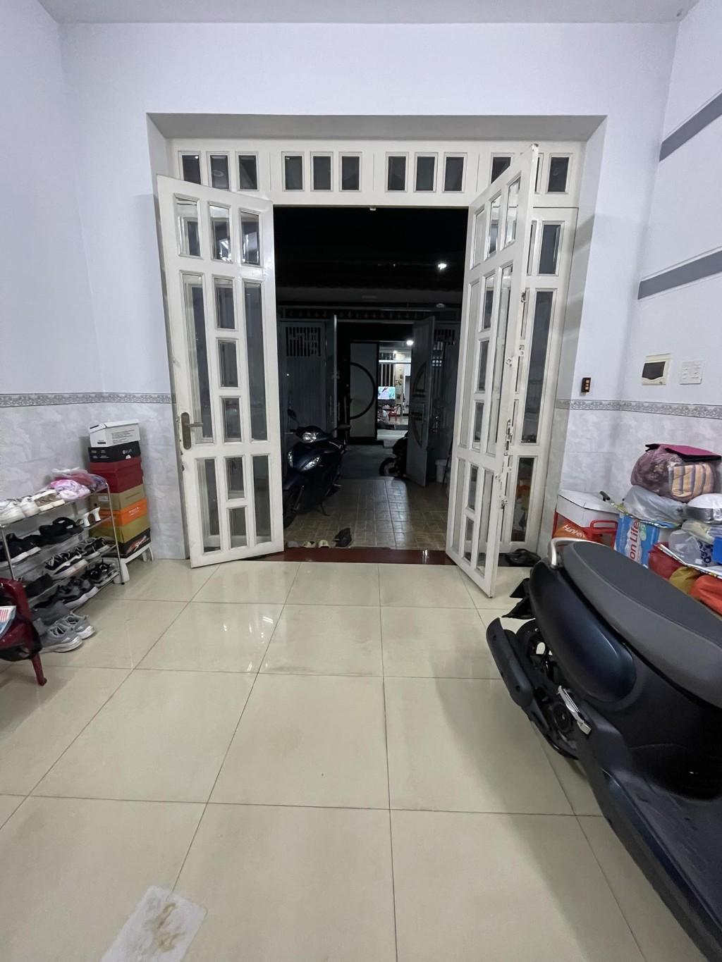 Nhà bán tỉnh lộ 10