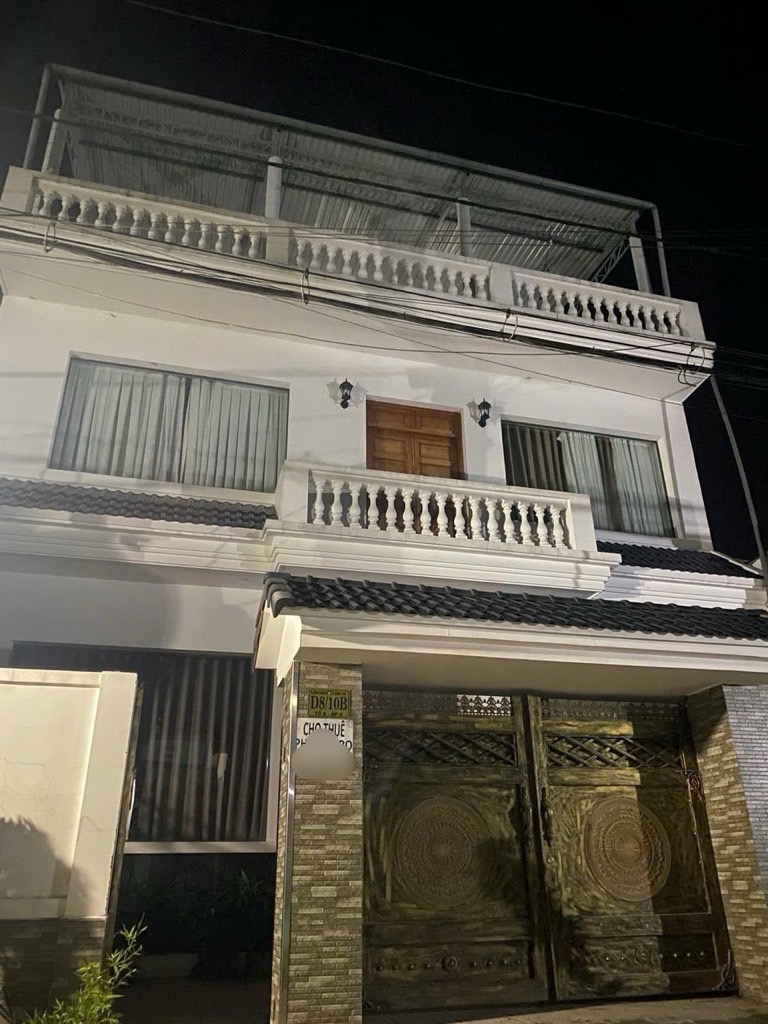 Nhà bán bình lợi