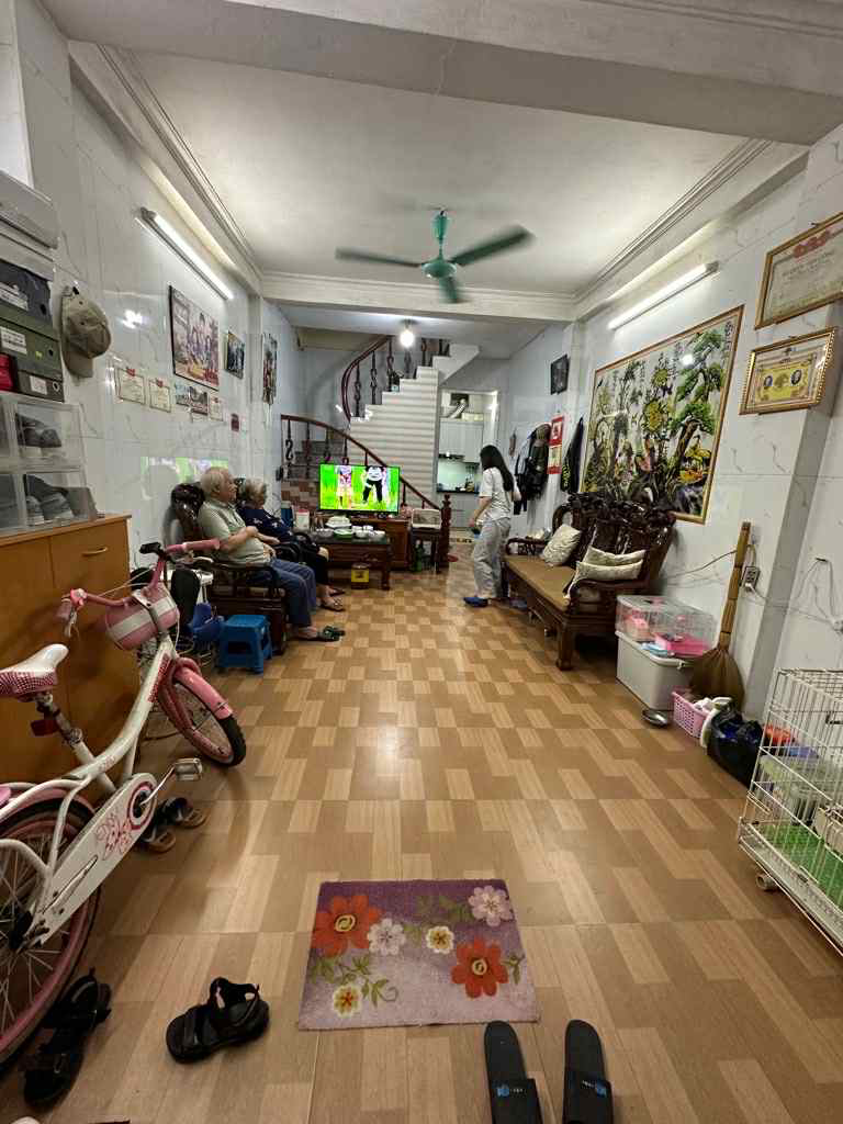 Bán nhà Tân Mai 36m2 - nhà dân xây - gần Times City - 3,6 tỷ