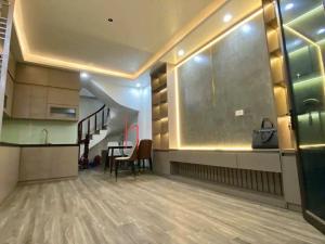PHÚ MỸ - DÂN XÂY CHẮC CHẮN - NGÕ THÔNG - 35M2 5 TẦNG NHỈNH 6 TỶ
