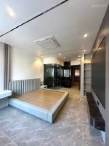 Nhà Đáng Xem 46m2 - Thang Máy - Giá Tốt - AEON Long Biên - Gần Mặt Phố - Ô Tô Đỗ Gần Nhà