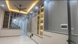 Bán nhà Miêu Nha nhà mới hoàn thiện, oto đỗ cửa 8.3 tỷ